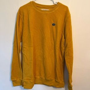 Long sleeve Dutch bros sweater